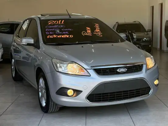 FORD-FOCUS-2.0 GHIA 16V FLEX 4P AUTOMÁTICO FORD-FOCUS-2010