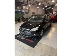 FORD FOCUS 2.0 GLX 16V FLEX 4P MANUAL FORD FOCUS 2.0 GLX 16V FLEX 4P MANUAL