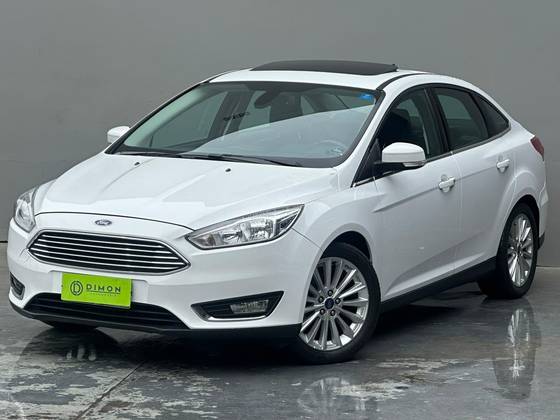 FORD FOCUS 2.0 SE PLUS FASTBACK 16V FLEX 4P POWERSHIFT