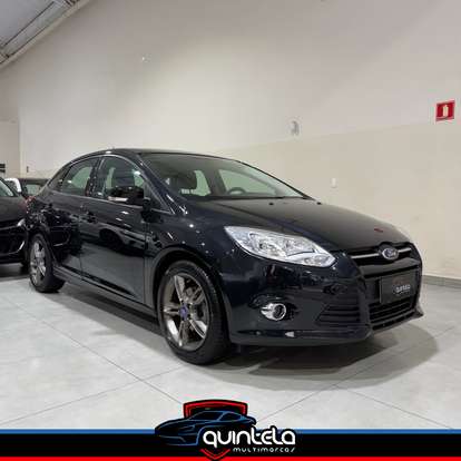 FORD-FOCUS-2015