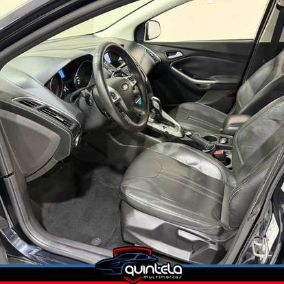 FORD-FOCUS-2015