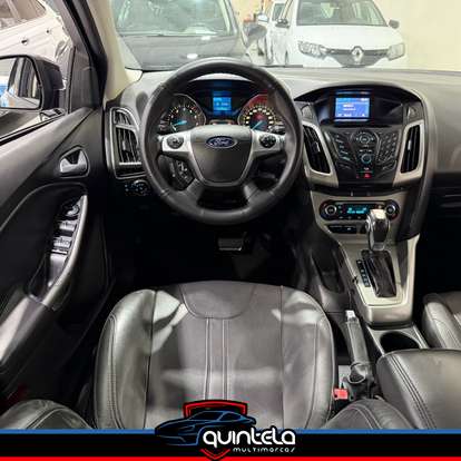 FORD-FOCUS-2015