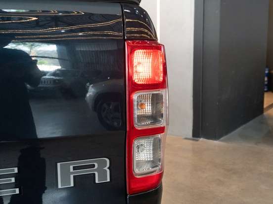 FORD-RANGER-2.2 XLS 4X4 CD 16V DIESEL 4P AUTOMÁTICO FORD-RANGER-2021