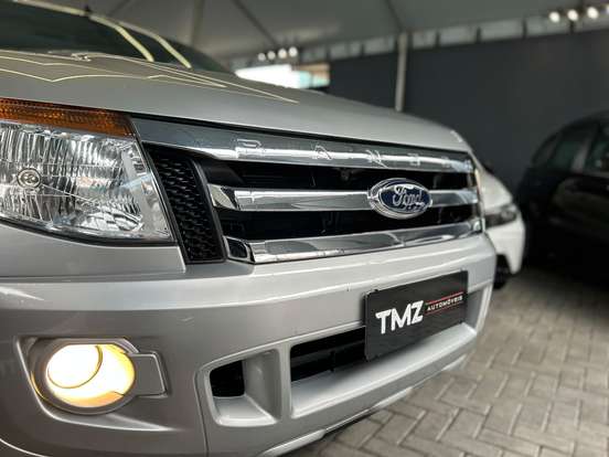 FORD-RANGER-2013