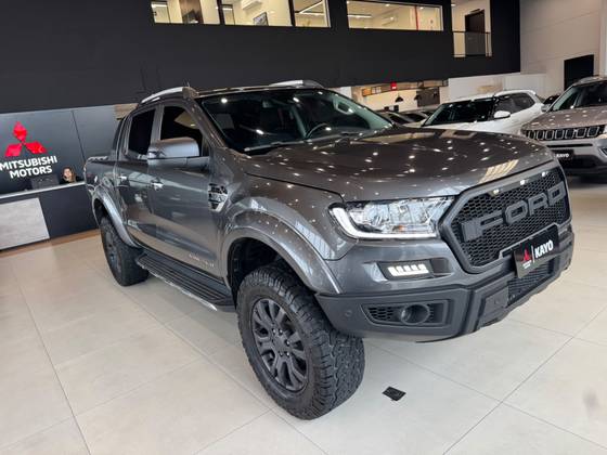 FORD RANGER 3.2 LIMITED 4X4 CD 20V DIESEL 4P AUTOMÁTICO