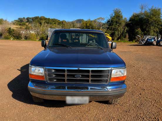 FORD-F-1000-1996