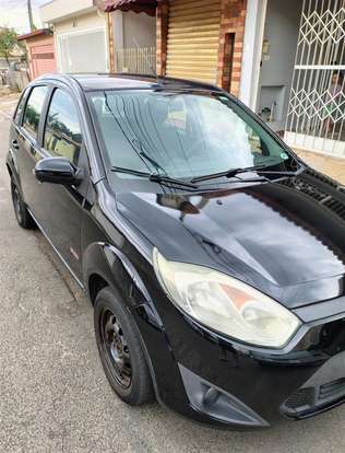 FORD-FIESTA-2010