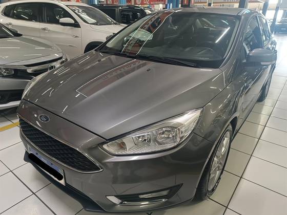 FORD FOCUS 2.0 SE PLUS SEDAN 16V FLEX 4P POWERSHIFT