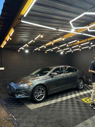 FORD-FUSION-2016