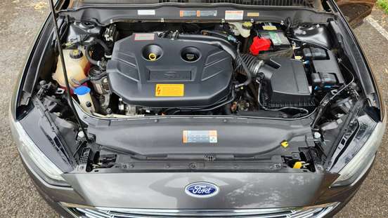 FORD-FUSION-2016