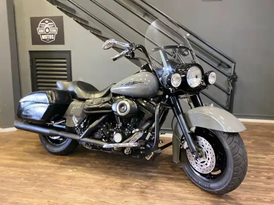 HARLEY-DAVIDSON-ROAD KING CUSTOM-2006