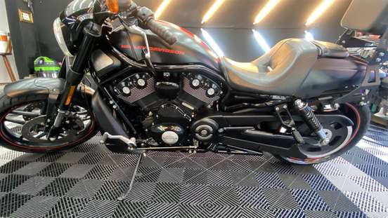 HARLEY-DAVIDSON-NIGHT ROD SPECIAL-2015