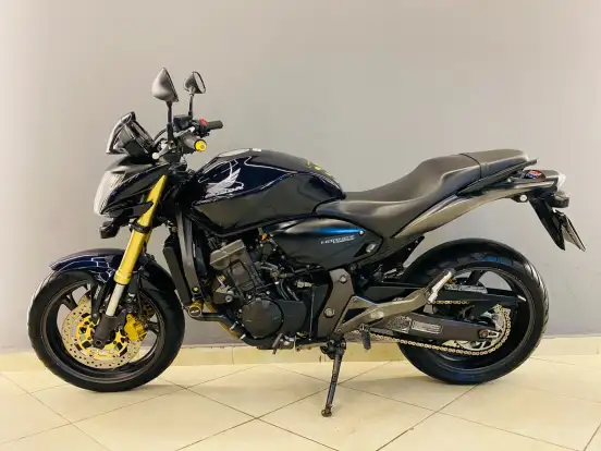 HONDA-CB 600F HORNET HONDA-CB 600F HORNET-2011
