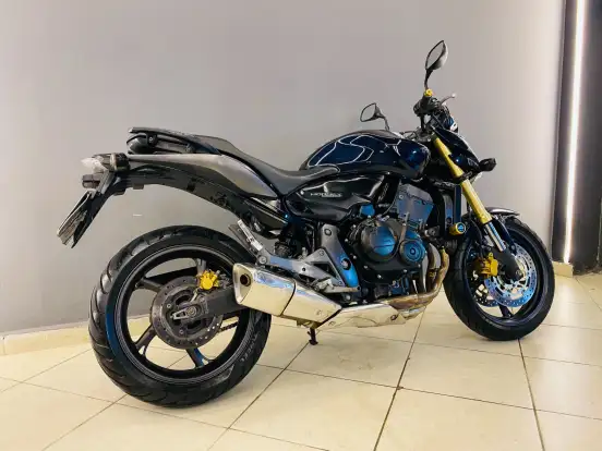 HONDA-CB 600F HORNET-2011