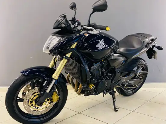 HONDA-CB 600F HORNET HONDA-CB 600F HORNET-2011