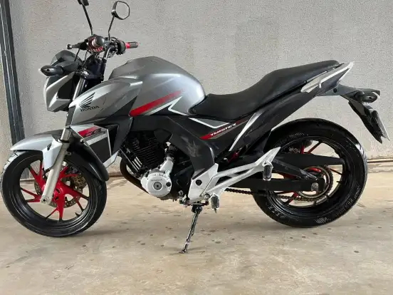 HONDA-CB TWISTER-2018