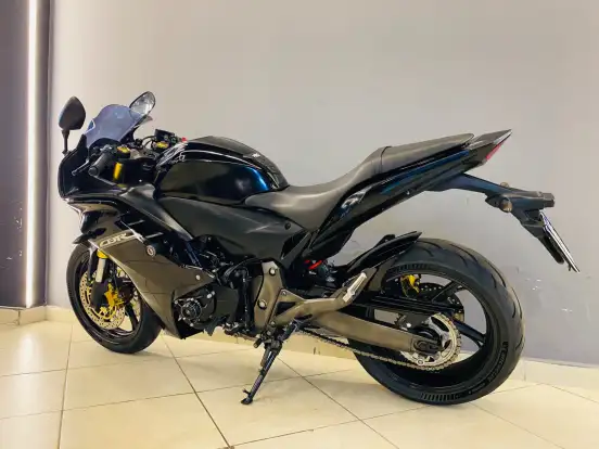 HONDA-CBR 600F-2012