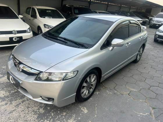 HONDA CIVIC 1.8 LXL 16V FLEX 4P AUTOMÁTICO