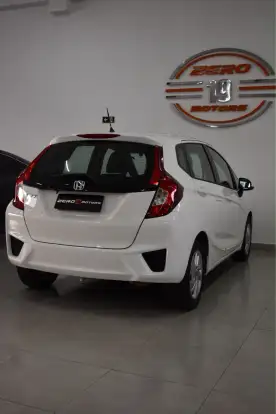 HONDA-FIT-1.5 LX 16V FLEX 4P AUTOMÁTICO HONDA-FIT-2016