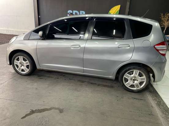 HONDA-FIT-2012