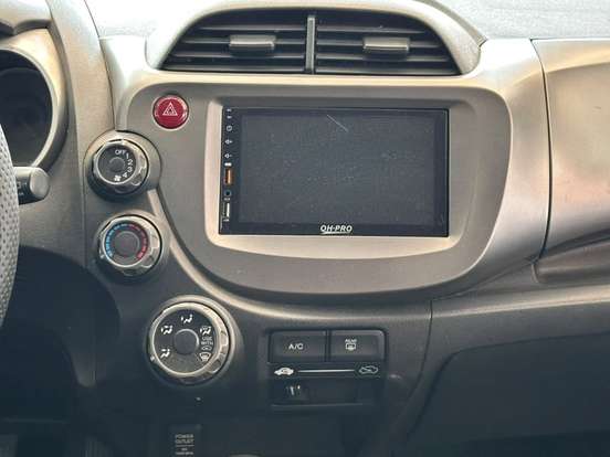 HONDA-FIT-2008