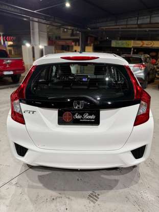 HONDA-FIT-2015