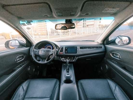 HONDA-HR-V-1.8 16V FLEX TOURING 4P AUTOMÁTICO HONDA-HR-V-2018