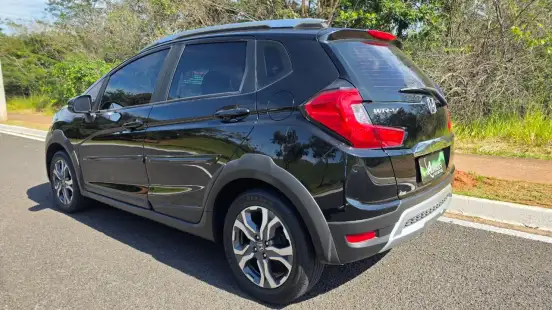 HONDA-WR-V-2017