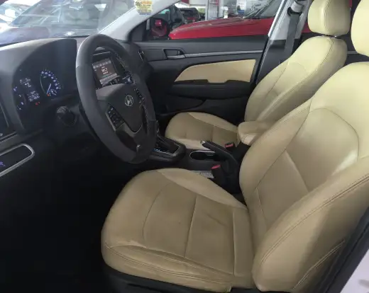 HYUNDAI-ELANTRA-2.0 16V FLEX 4P AUTOMÁTICO HYUNDAI-ELANTRA-2017