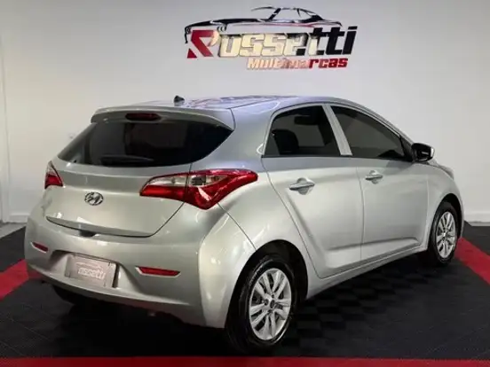 HYUNDAI-HB20-1.0 COMFORT 12V FLEX 4P MANUAL HYUNDAI-HB20-2013