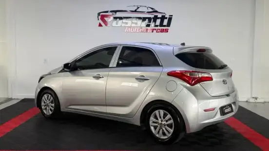 HYUNDAI-HB20-2013