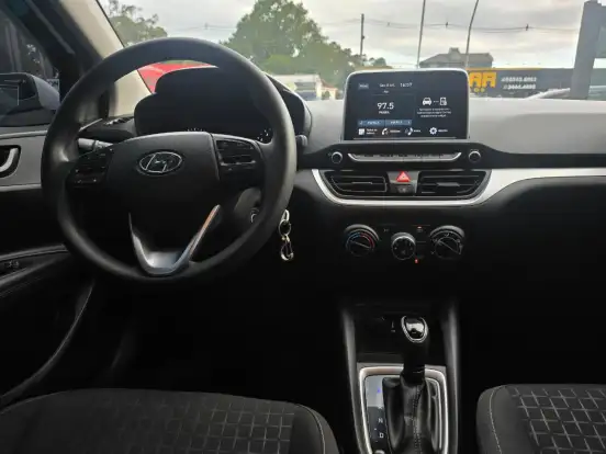 HYUNDAI-HB20-2023