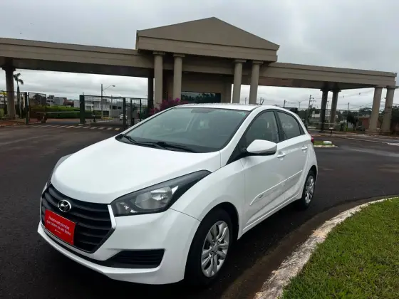HYUNDAI HB20 1.6 COMFORT PLUS 16V FLEX 4P AUTOMÁTICO