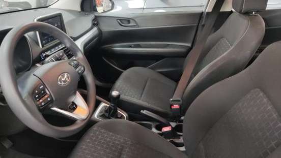 HYUNDAI-HB20-2024