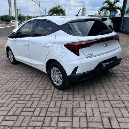 HYUNDAI-HB20-2023