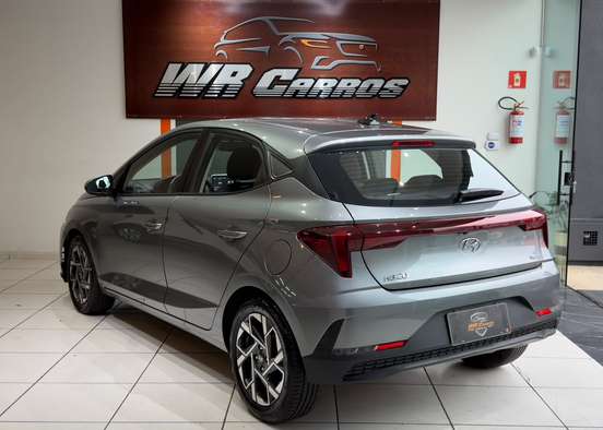 HYUNDAI-HB20-2023