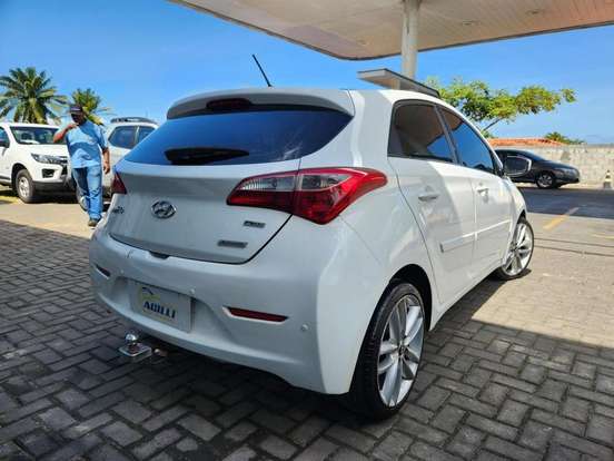 HYUNDAI-HB20-2015