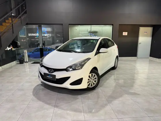 HYUNDAI HB20S 1.6 COMFORT PLUS 16V FLEX 4P MANUAL
