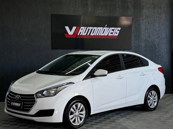 HYUNDAI HB20S 1.0 COMFORT PLUS 12V FLEX 4P MANUAL