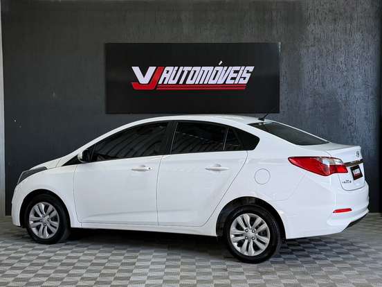 HYUNDAI-HB20S-2017