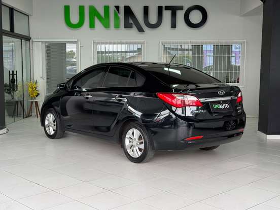 HYUNDAI-HB20S-2014