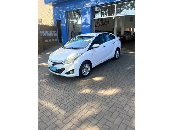 HYUNDAI HB20S 1.6 PREMIUM 16V FLEX 4P MANUAL
