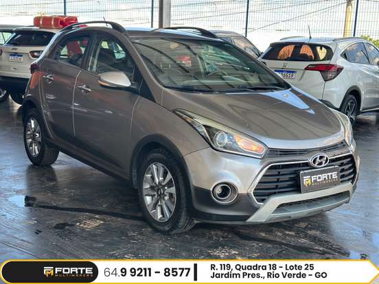 HYUNDAI-HB20X-1.6 16V PREMIUM FLEX 4P AUTOMÁTICO HYUNDAI-HB20X-2017