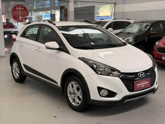 HYUNDAI HB20X 1.6 16V STYLE FLEX 4P MANUAL