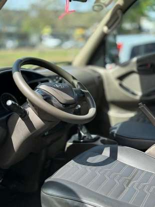 HYUNDAI-HR-2015
