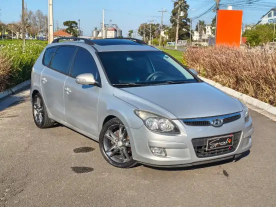HYUNDAI-I30-2.0 MPI 16V GASOLINA 4P AUTOMÁTICO HYUNDAI-I30-2010