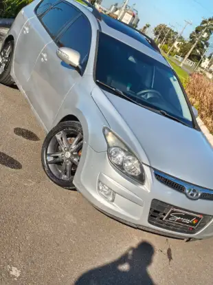 HYUNDAI-I30-2010
