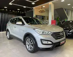 HYUNDAI SANTA FÉ 3.3 MPFI 4X4 7 LUGARES V6 270CV GASOLINA 4P AUTOMÁTICO HYUNDAI SANTA FÉ 3.3 MPFI 4X4 7 LUGARES V6 270CV GASOLINA 4P AUTOMÁTICO