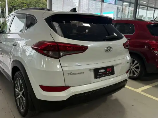 HYUNDAI-TUCSON-1.6 16V T-GDI GASOLINA GLS ECOSHIFT HYUNDAI-TUCSON-2017