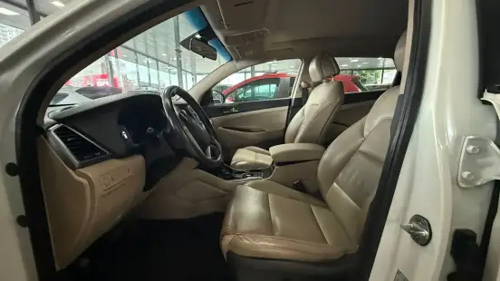 HYUNDAI-TUCSON-2017